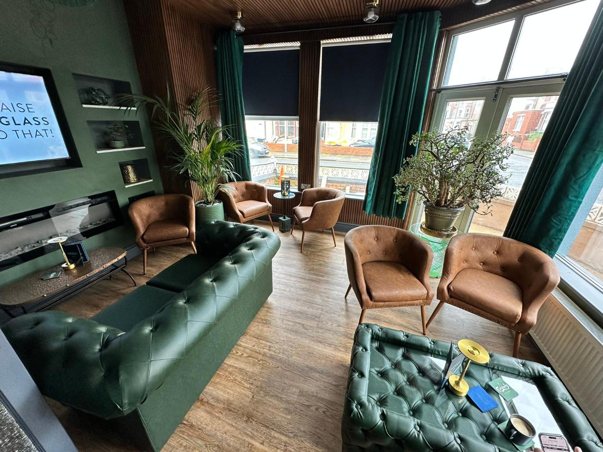 Hotel Neon بلاكبول المظهر الخارجي الصورة